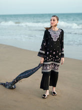 SS25DC-2540 BLACK LAWN 2PCS EMBROIDERED KURTA WITH TROUSER